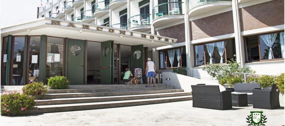 Marconi, Grottammare — photo 1