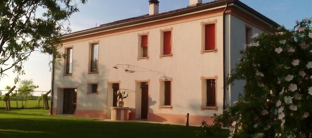 L'Antico Casale dei Sogni, 卢戈 — 照片 1