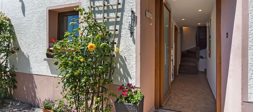 Amazing Holiday Home in Plütscheid with Garden, Plütscheid — photo 1