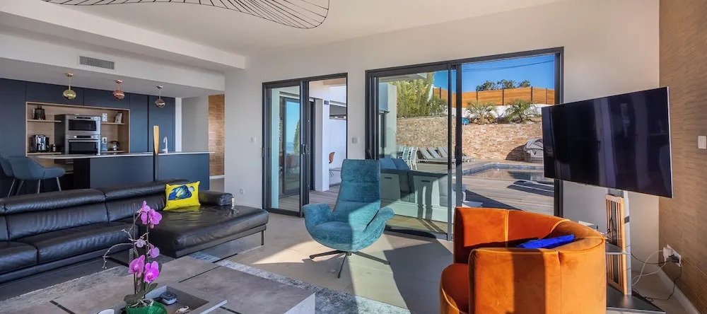 Villa Vue Mer La Californie – Face aux îles d’Or, 卡尔克朗 — 照片 1