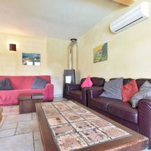 Spacious Villa in Vaison-la-Romaine with Swimming Pool, 韦松拉罗迈讷 — 照片 3