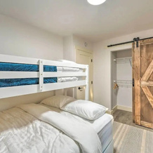 Farmhouse w/ Private Hot Tub < 1 Mile to Birch Bay, 布兰 — 照片 4