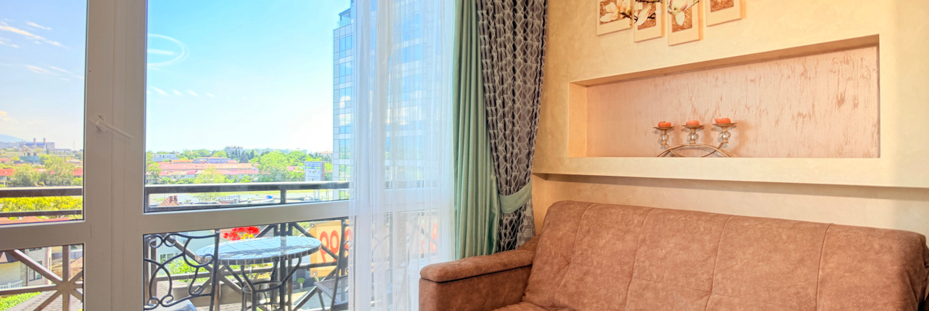 Apartamenty Plaza V Tsentre Adlera, Sochi — photo 1