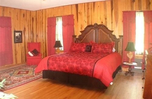 Tuckasiegee River Mountain Lodge, Whittier — photo 1