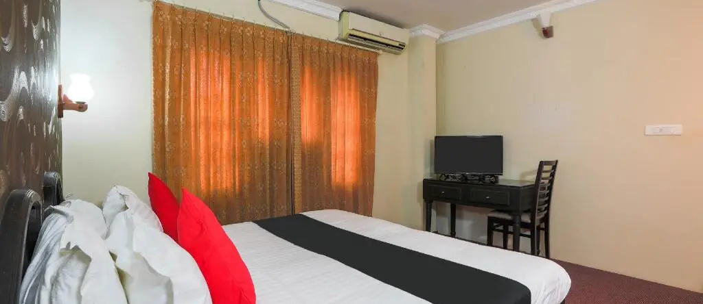 Divine Deluxe by OYO Rooms, Sultanpur — photo 1