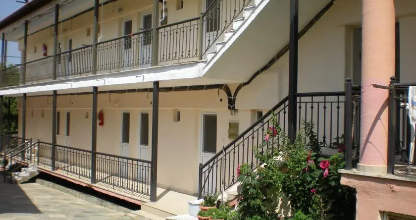 Hotel Filippos, Лутра Волвис — фото 1