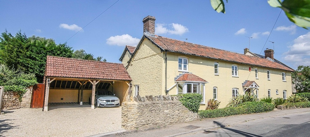 Charming 5-bed Cottage in Old Sodbury Bristol, 旧索德伯里 — 照片 1