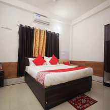 OYO 12992 Prince lodge, 萨尔巴里 — 照片 4