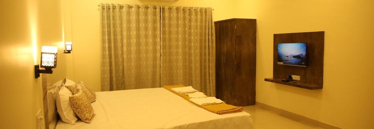 Ashoka Lawns and Resort, Yesade — photo 1