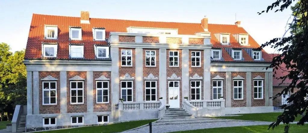 Gutshaus Zicker, 齐克 — 照片 1