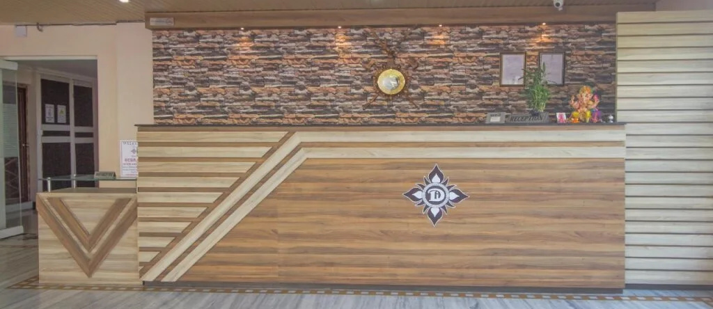Hotel Debrani International, Уттар Митиали — фото 1