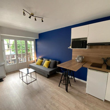 Appartement avec balcon et vue sur port - wifi privé - au dessus du Restaurant le Yackams, 拉罗什贝尔纳 — 照片 2