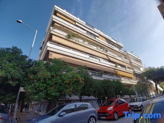 Quiet House-Athens Center 100 Meters Balcony on the Top Floor, 新士麦尼 — 照片 1