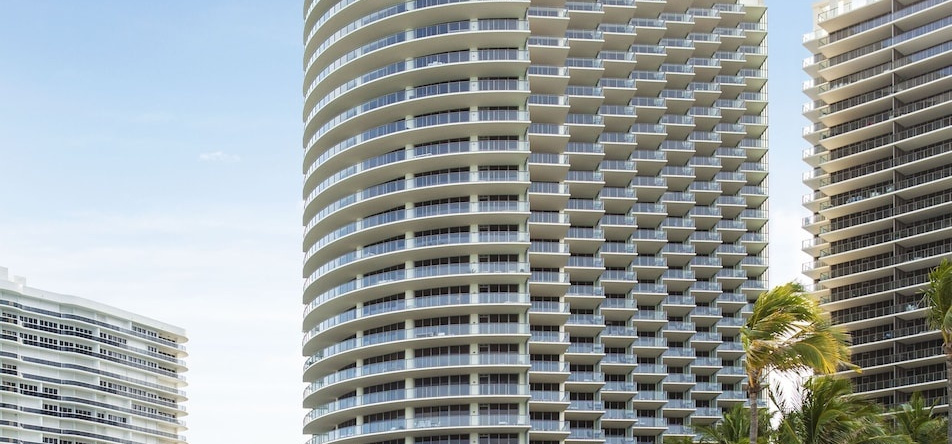 The St. Regis Bal Harbour Resort, Bal Harbour — photo 1