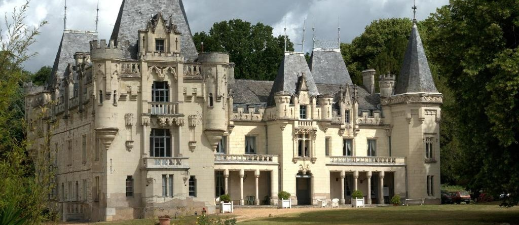 Chateau De Salvert - Gites, Нейи — фото 1