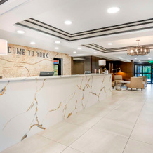 Holiday Inn Express, Спри — фото 2