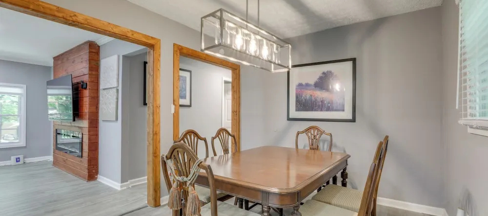 Modern Home W/ Yard Near Atl Attractions!, Бельведер — фото 1