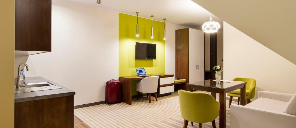 Hotel Pory Roku, Лидзбарк-Вельски — фото 1