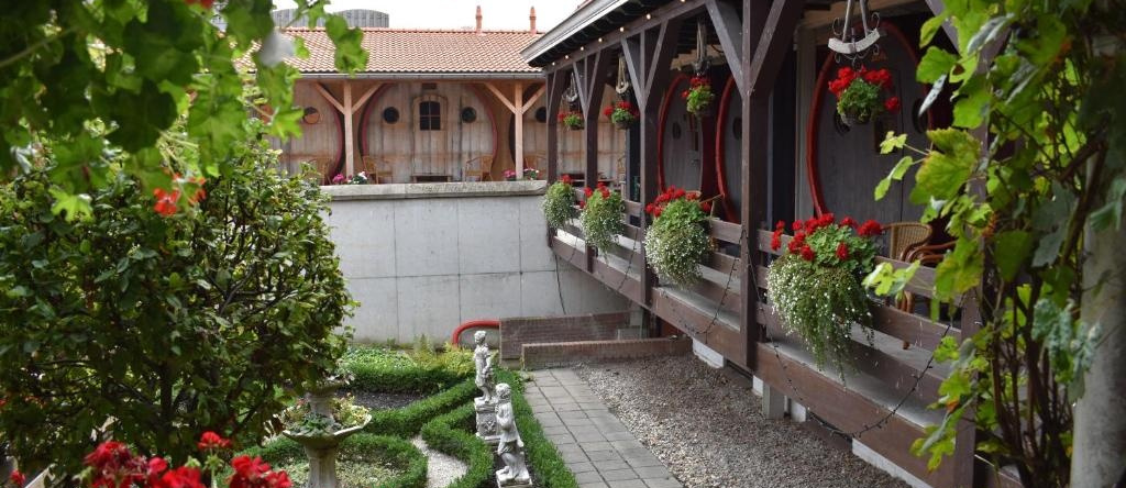 Hotel De Vrouwe van Stavoren, Heeg — photo 1