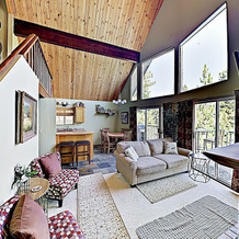 New Listing! Cozy W/ Game Room & Decks 2 Bedroom Home, 双峰 — 照片 3