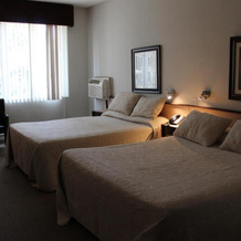 Motel Capri & Suites, 勒庞蒂尼 — 照片 3