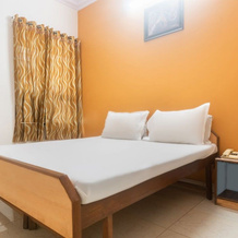 Spot on 43046 Hotel Saitej, 旧马哈巴莱什瓦尔 — 照片 2