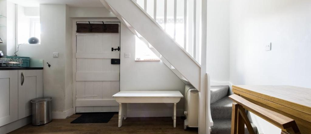 The Lavender Folly - Cosy Accommodation Alresford, 阿尔雷斯福德 — 照片 1