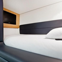 YotelAIR  London Gatwick, Gatwick — photo 2