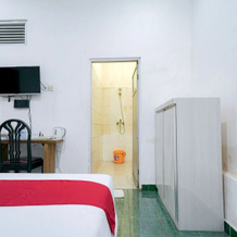 Reddoorz Syariah Near Exit Toll Puncak, Чиави — фото 5