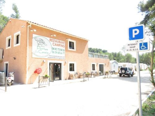 Camping Aux Portes De Cassis, Roquefort-la-Bedoule — photo 1