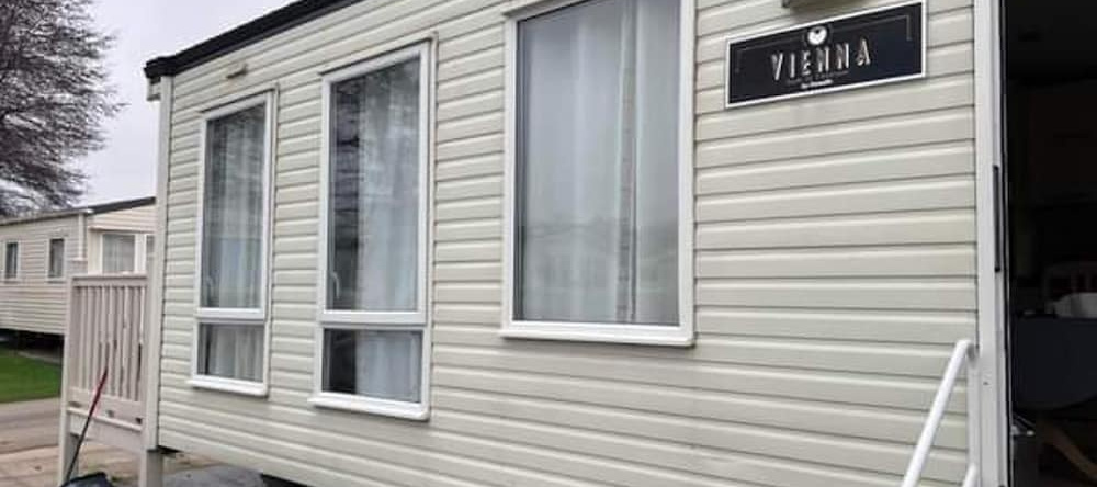 Cozy Hunstanton Caravan Sleeps 8 Pets Go Free, Ханстентон — фото 1