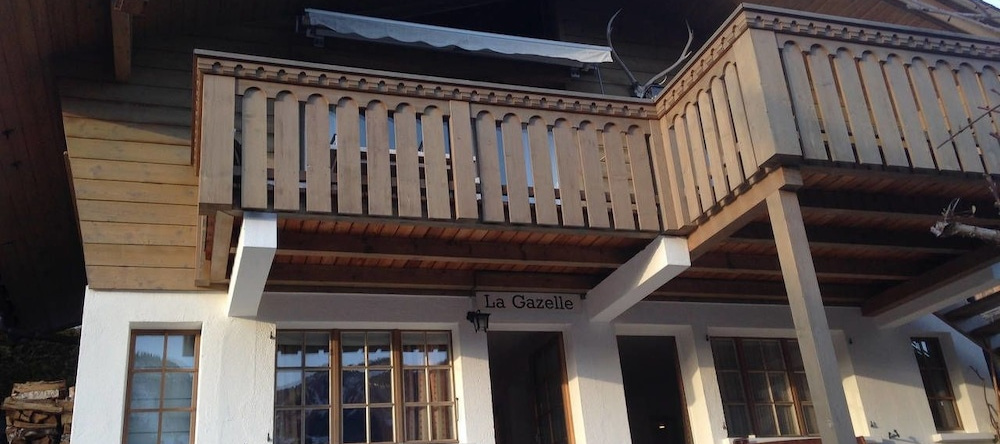 Alp Sunrise - Top View Cosy Chalet, 鲁日蒙 — 照片 1