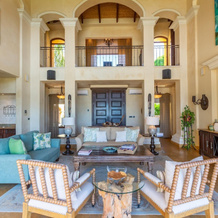 Spectacular Mediterranean-Style Mansion with Beachfront Views in Playa Flamingo, 火烈鸟海滩 — 照片 2