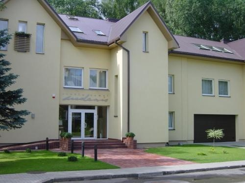 Hotel Audenis, 比尔什托纳斯 — 照片 1