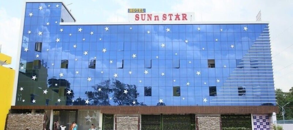 Sun N Star, Сатна — фото 1