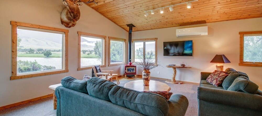 PV - Yellowstone River Retreat, 利文斯顿 — 照片 1