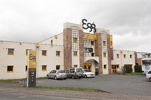 Egg Hotel Goussainville Cdg, Гусэнвиль — фото 1