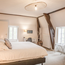 Domaine de La Briandais, a place of electromagnetic sobriety, 米西亚克 — 照片 2