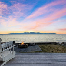 Waterfront 4bdr w Deck Stunning Views Fire Pit Cedar Street by Avantstay, 弗里兰 — 照片 2