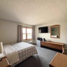 The Trail Inn - Amana IA, Amana — photo 5