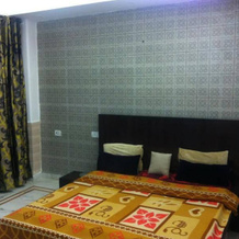 OYO 19389 SilverKey Rajouri Garden, 加诺尔 — 照片 4