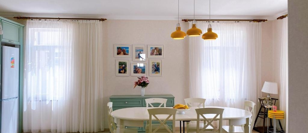 Adorable 3 bedroom home next to the beach, Kara-Oy — photo 1