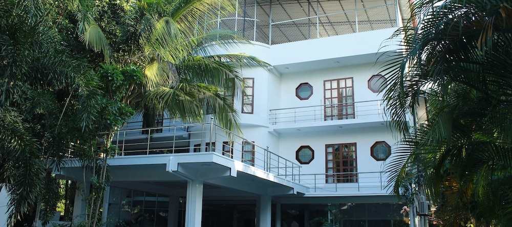 Ananthi Hotels, 瓦武尼亚 — 照片 1