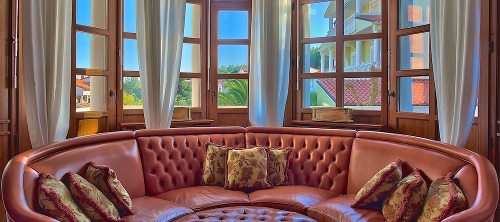 Villa Vulin Luxury Boutique, 普拉 — 照片 1