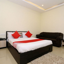 OYO 22281 Reem Residency, Melattoor — photo 4