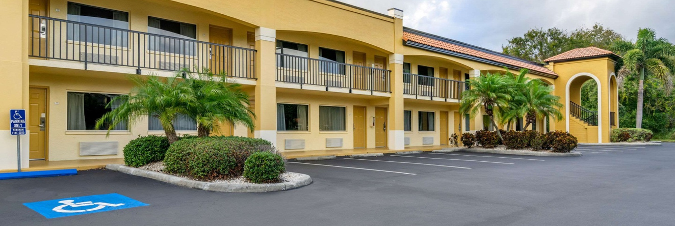 Comfort Inn Sun City Center - Ruskin - Tampa South, 太阳城中心 — 照片 1