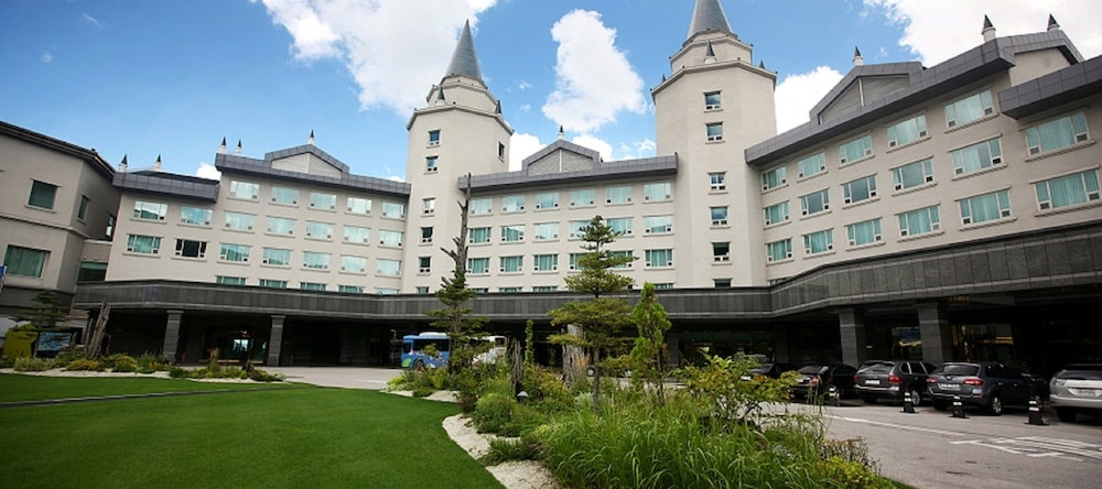 High1 Palace Hotel & CC (High1 Hotel&CC), 戈汉 — 照片 1