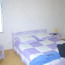 House With 2 Bedrooms in Salles-curan, With Wonderful Lake View, Enclosed Garden and Wifi, 萨勒屈朗 — 照片 3