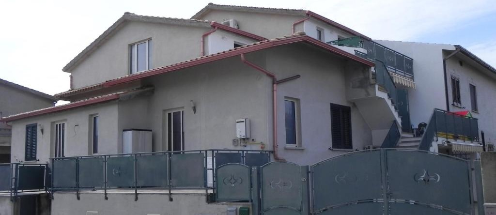 Appartamento in centro, San Giovanni Suergiu — photo 1