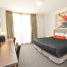 Indulge Apartments - Ontario, 米尔迪拉 — 照片 2